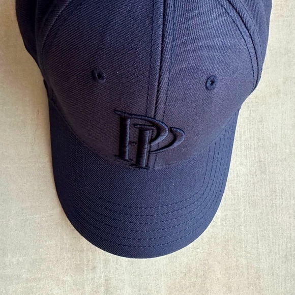 Authentic PATEK PHILIPPE “PP” Official Embroidered Cap - Picture 2 of 7